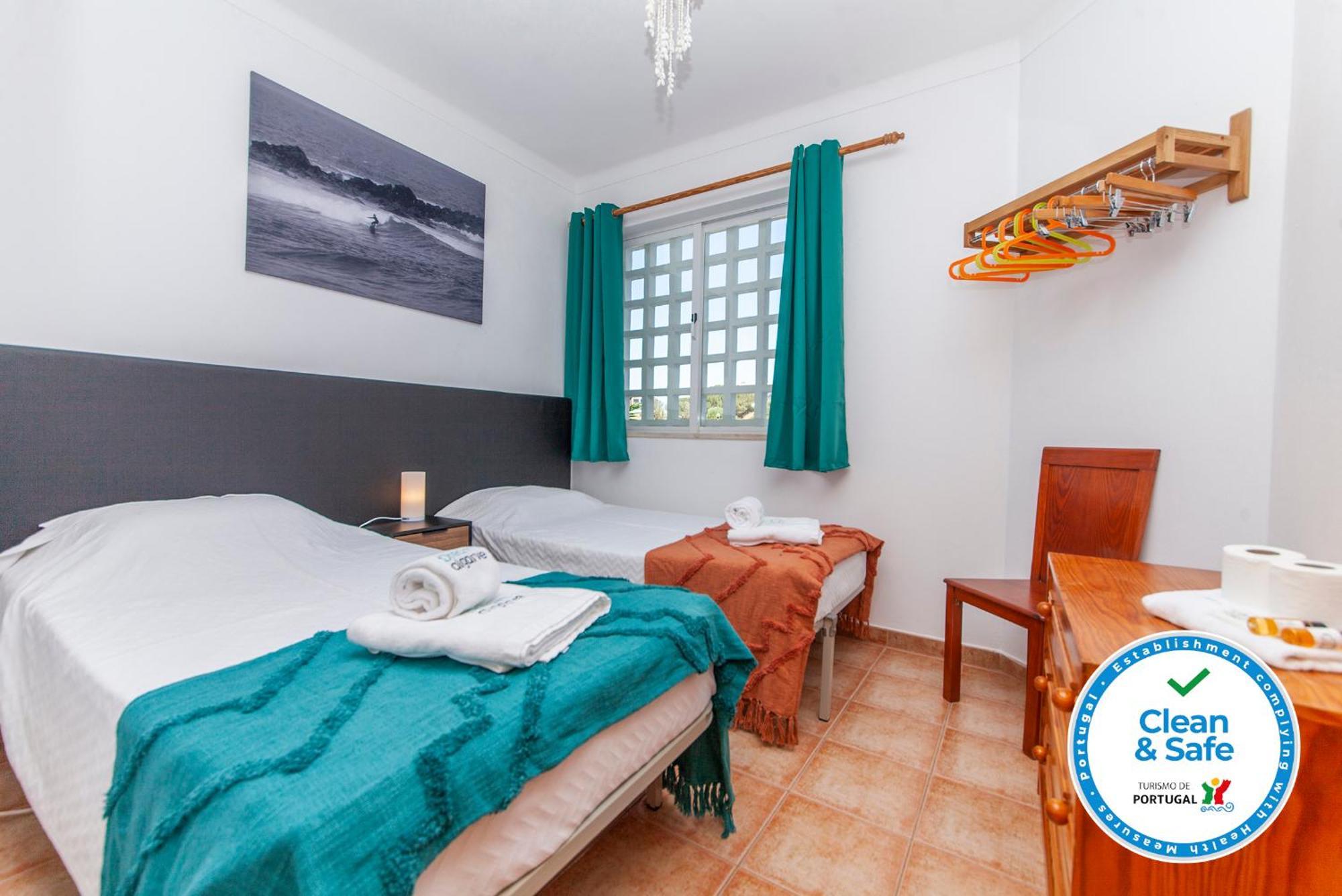 לאגוּ‏ש P - Meia-Praia Seaview Guesthouse חדר תמונה