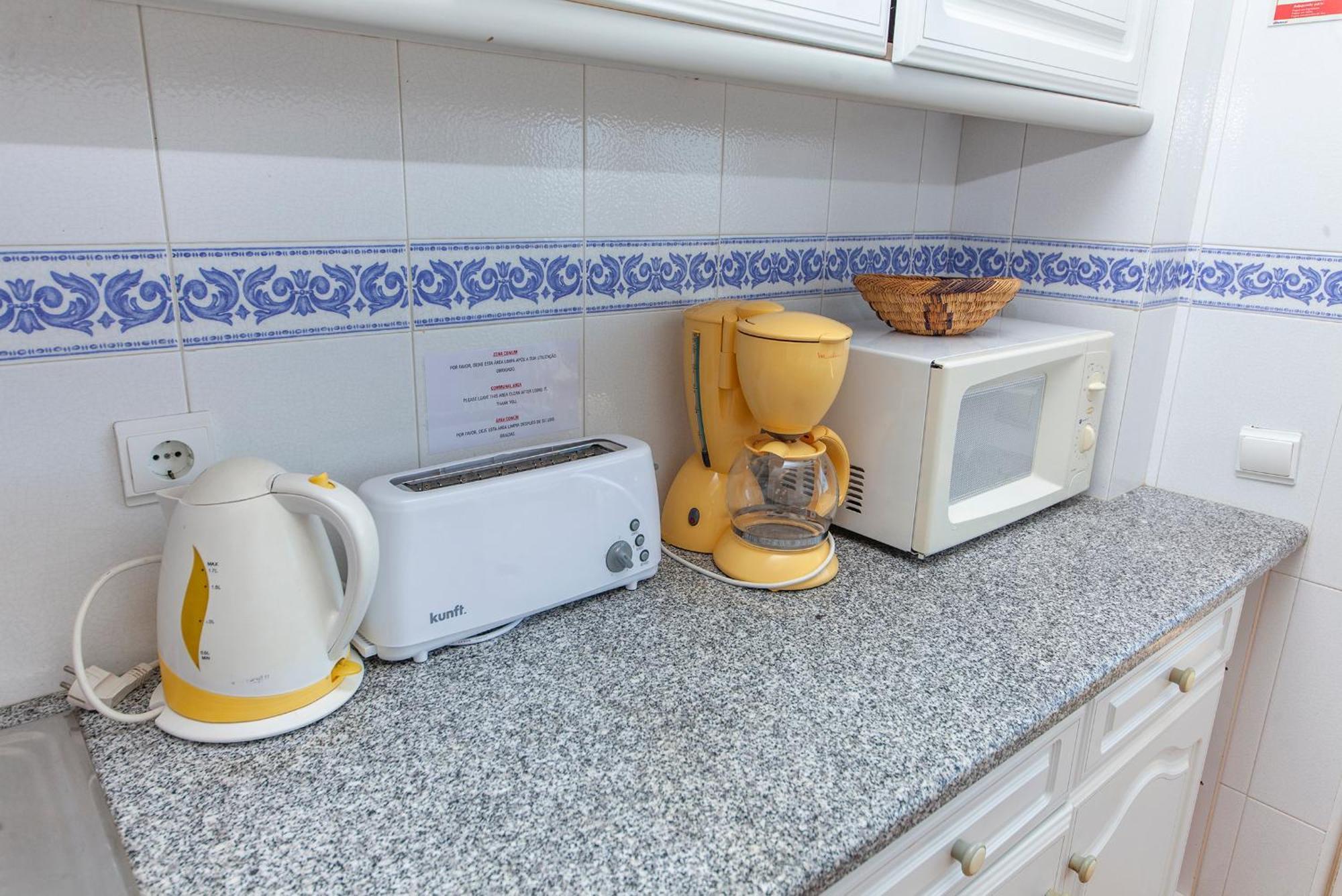 לאגוּ‏ש P - Meia-Praia Seaview Guesthouse מראה חיצוני תמונה